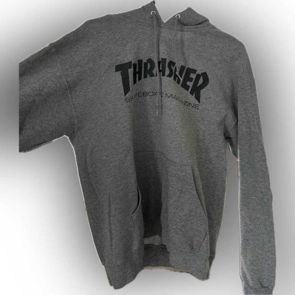 Thrasher hoodie
M